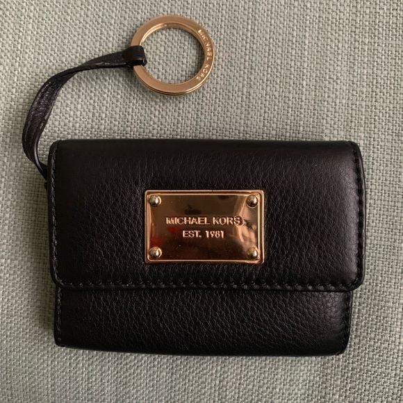 michael kors key ring wallet